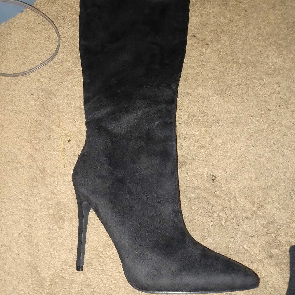 Heel Boots ( Fashion Nova, Brand new)